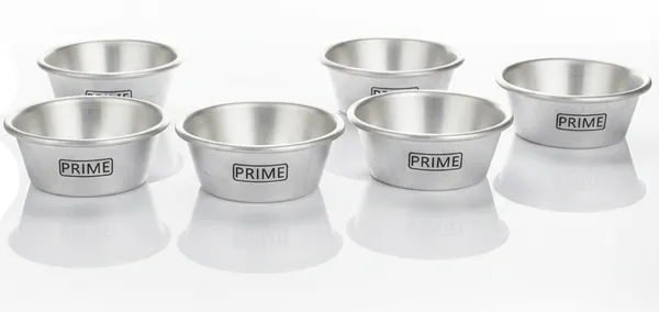 Prime_Bakers_and_Moulders_Aluminum_Muffin_Cupcake_Pudding_Jelly_Cup_Mould_-_Set_of_6_Glass