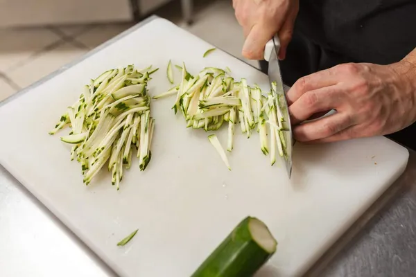 Prime_Bakers_and_Moulders_Kitchen_Cutting_Board,_Heavy_Duty_Plastic_Chopping_Board_for_Vegetables_and_Fruits