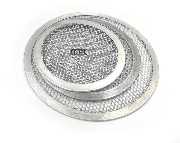 _Multi_Size_Pizza_Baking_Tray_(7,9,11_Screen)