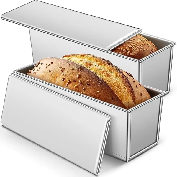 Prime_Bakers_and_Moulders_Rectangular_Bread_Box_with_Cover