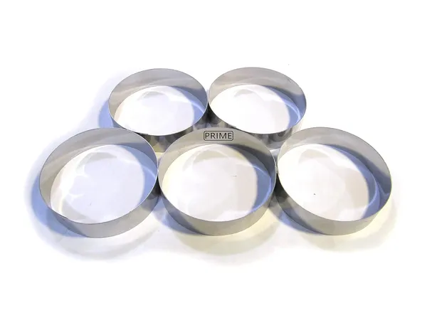 Prime_Bakers_and_Moulders_Round_Cutting_Steel_Rings,_Burger_bun_Cutter_Mold_Baking_and_Cake_Decorating_(5_Pieces)