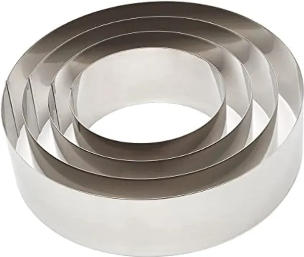 Prime_Bakers_and_Moulders_Round_Shape_Cookie_Rings,_Cutting_Tool,_Burger/bun_Cutter_Cake_Decorating_(4_Pieces)