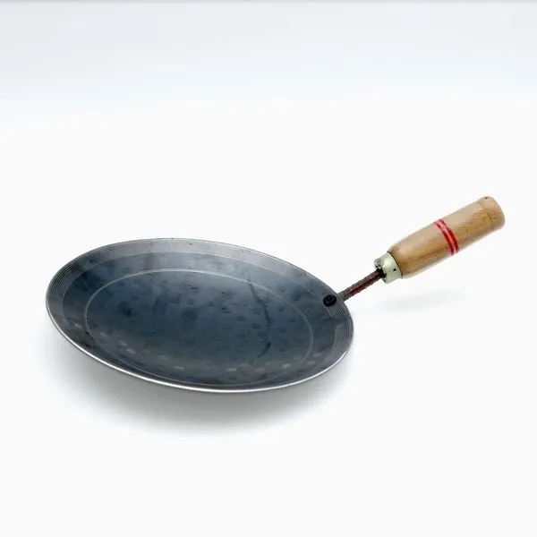 _Iron_Tawa,_Original_Handmade_Loha_Iron_Lokhand_Roti/Chapati_Tawa_with_Wooden_Handle