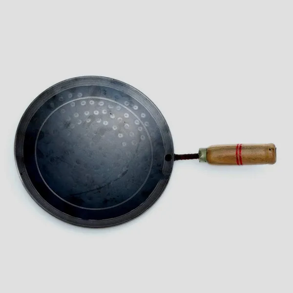 _Iron_Tawa,_Original_Handmade_Loha_Iron_Lokhand_Roti/Chapati_Tawa_with_Wooden_Handle