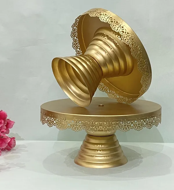 _Premium_Metal_Cake_Stand_Elegant_Centerpiece_for_Cakes,_Cupcakes,_and_Desserts_Display_Stand_for_Weddings,_Parties,_and_Special_Occasions_Pedestal_(Set_of_2)