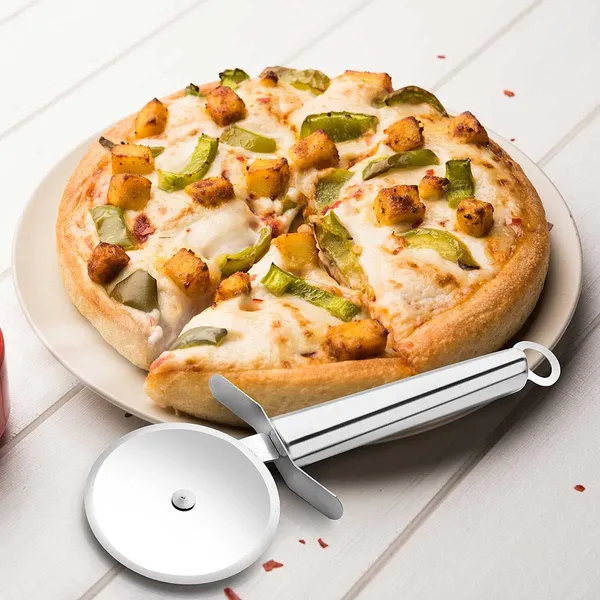 Stainless_Steel_Pizza_Cutter,_Sandwich_&_Pastry_Cake_Cycle_Cutter,_Sharp,_Wheel_Type_Cutter