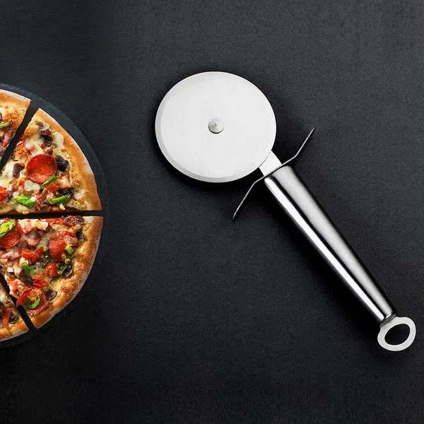 Stainless_Steel_Pizza_Cutter,_Sandwich_&_Pastry_Cake_Cycle_Cutter,_Sharp,_Wheel_Type_Cutter