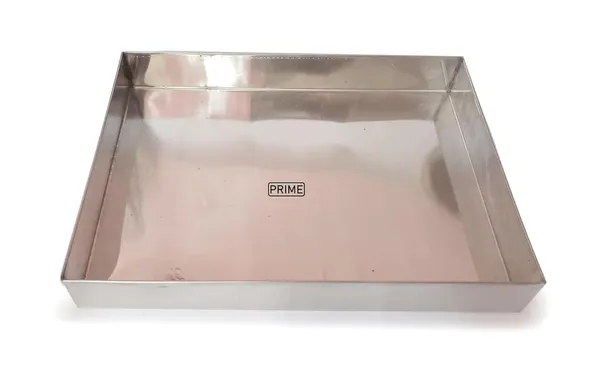 Stainless_Steel_Rectangle_Tray_for_Sweets,_Cakes,_Biscuits,_2_inch_Deep