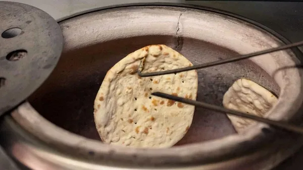 Tandor_roti_Skewers_Stainless_Steel_tandoor_sheek/Jodi/Skewers_Making_with_Tandoori_roti,_Naan,_Sweet_Naan_Pure_Stainless_Steel_Multipurpose_Size-39_inch_(Pack_of_1_Set)