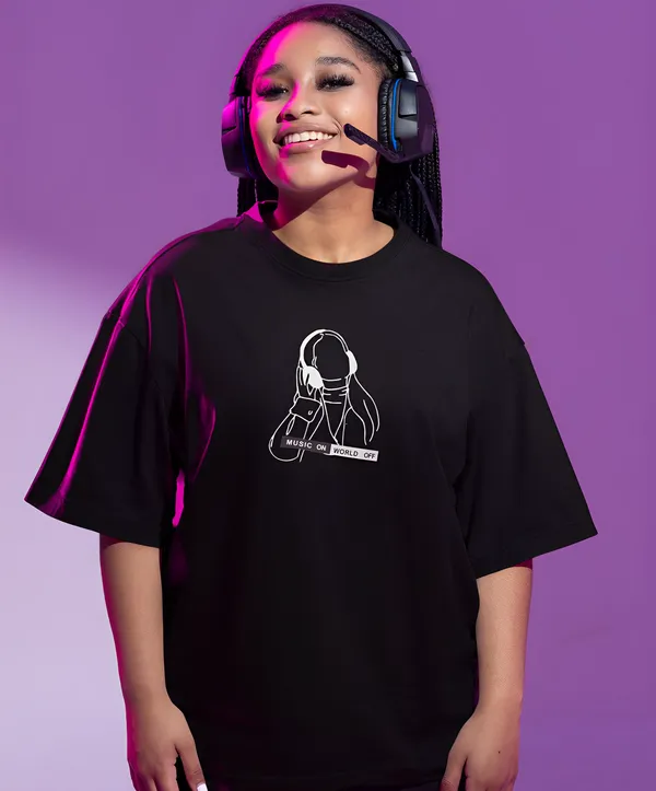 TOFFTEES_Premium_French_Terry_Fabric__(220_GSM)_Black_Oversized_MusicOnOff_Half_Sleeves_Women's_T-shirt