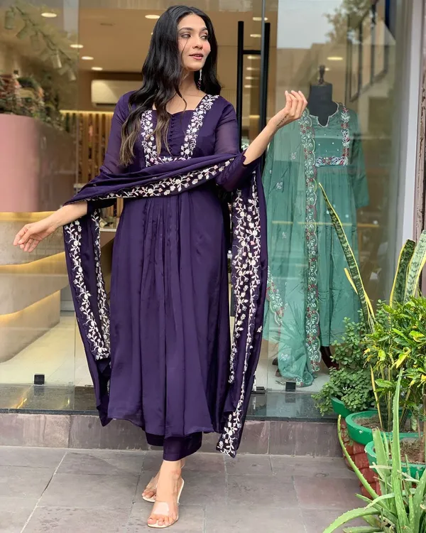 Purple_Cotton_Embroidery_Work_Cotton_Kurti_With_Pant_&_Dupatta_Set_|_For_Women