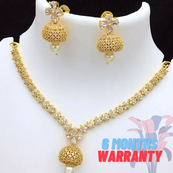 Golden_Bestseller_Design_Short_Cocktail_White_Necklace_Set_For_Women