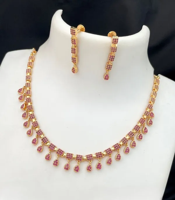Magnificient_Micro_Red_Colour_Stone_Studded_Leaf_Style_Necklace_Set_For_Women