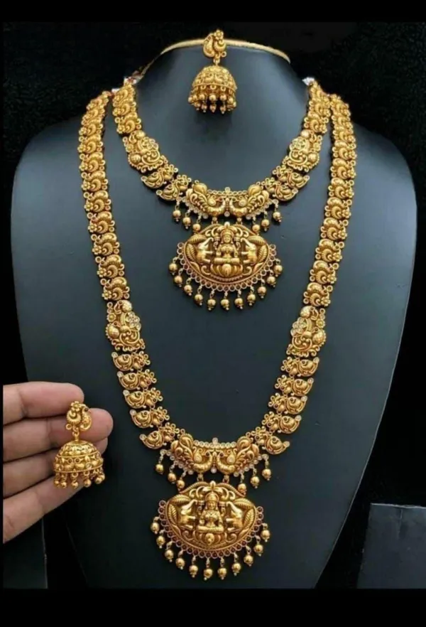 Antique_Gold_Plated_Temple_Goddess_Lakshmi_Combo_Set_For_Women