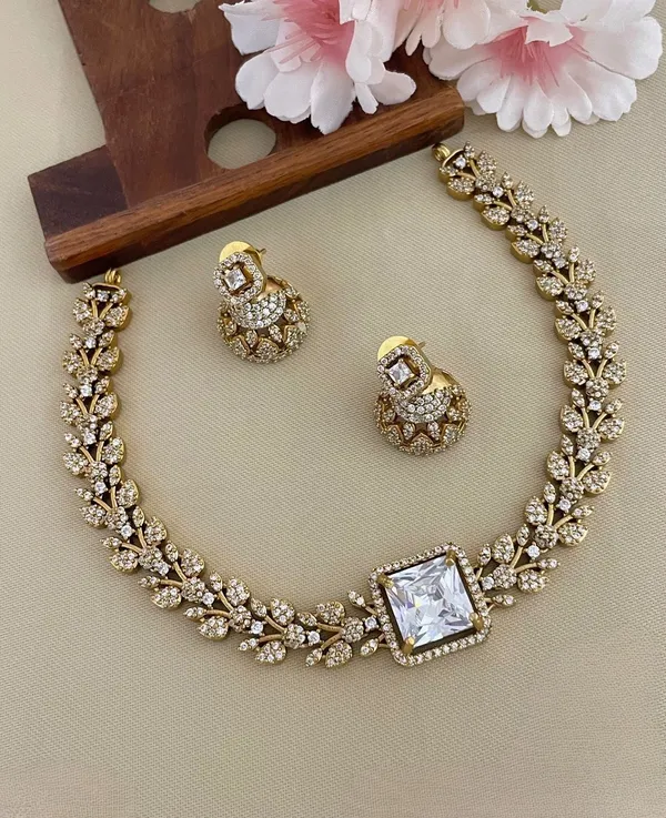 Gorgeous_White_Gemstone_Butterfly_AD_Choker_Necklace_Set_For_Women