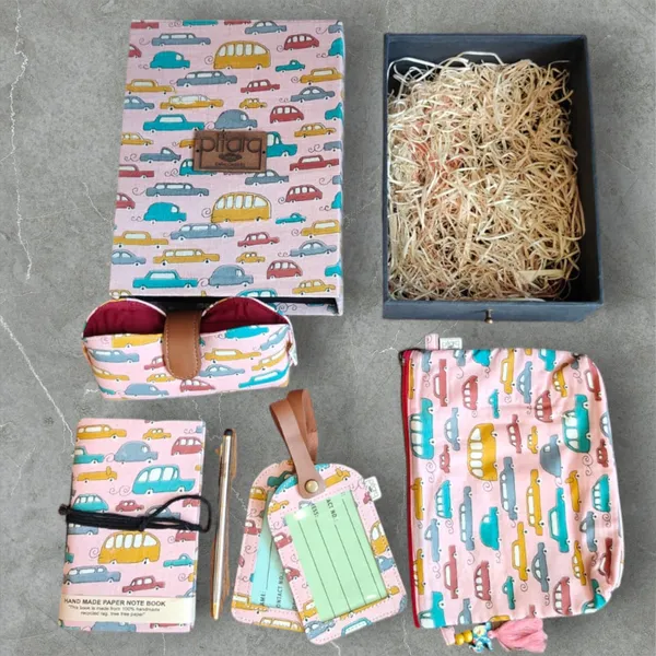 Pink_Handcrafted_Car_Gift_Set_Box