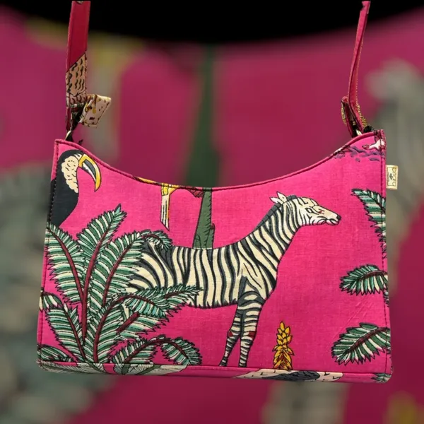 Pink_Handcrafted_Cotton_Printed_Baguette_Shoulder_Bag_With_Matching_Handle
