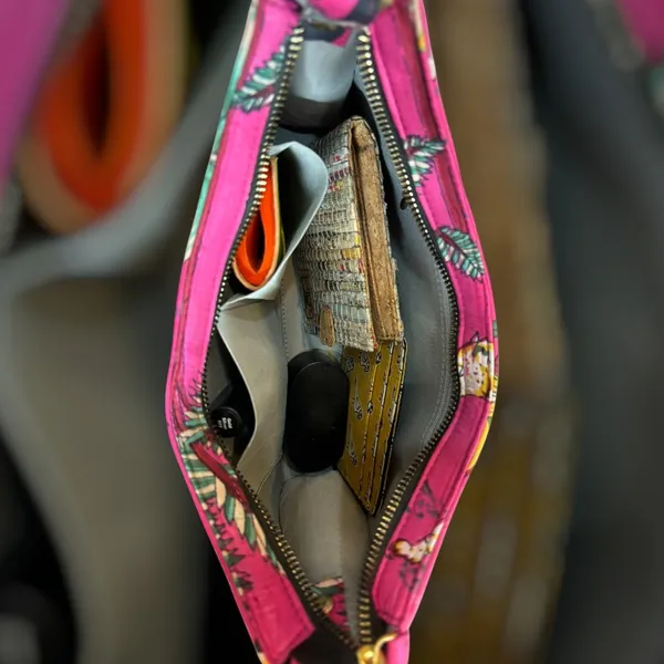 Pink_Handcrafted_Cotton_Printed_Baguette_Shoulder_Bag_With_Matching_Handle