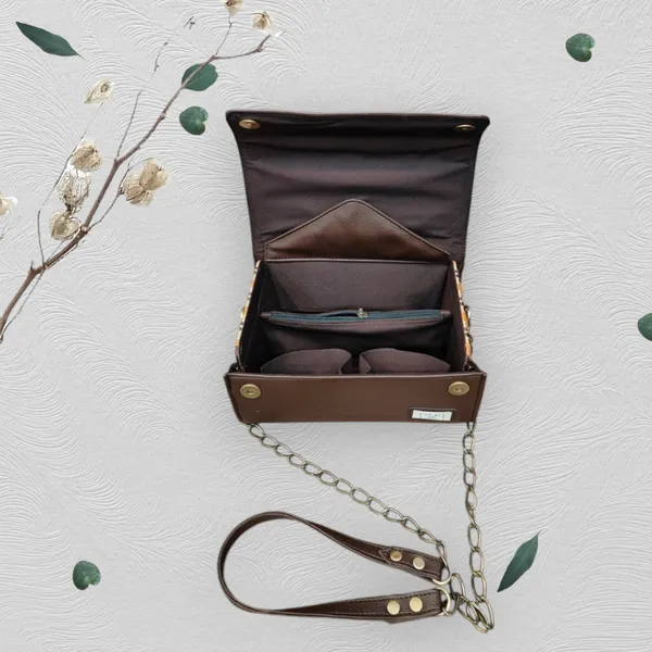 Coffee_Box_Sling_Bag