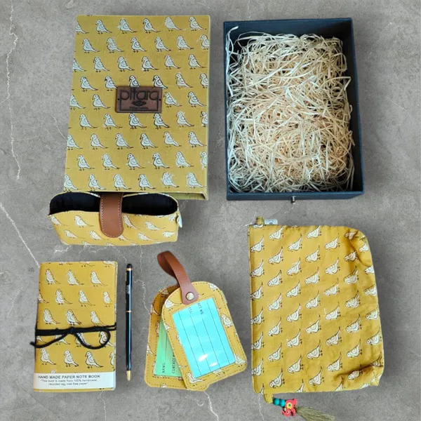 Yellow_Handcrafted_Bird_Gift_Set_Box