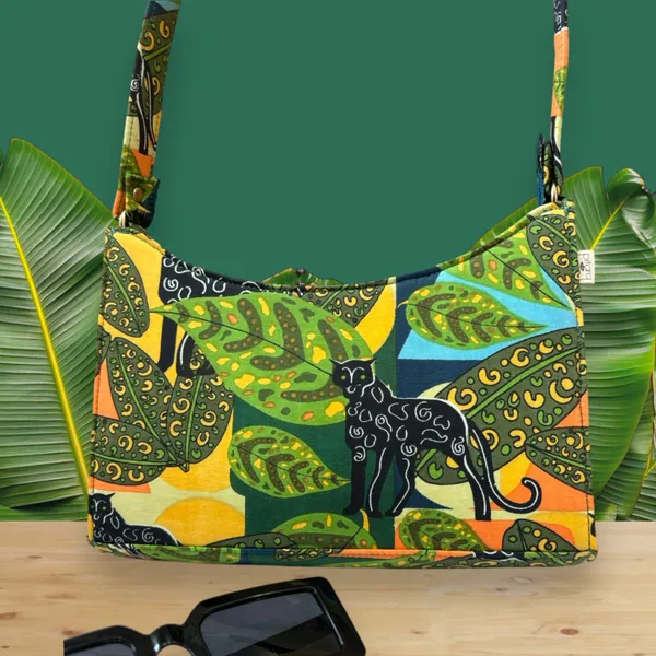 Green_Handcrafted_Cotton_Printed_Baguette_Shoulder_Bag_With_Matching_Handle
