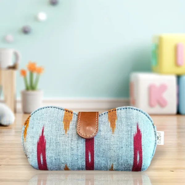 Grey_Ikat_Handcrafted_Cotton_Printed_Sunglass_Cover