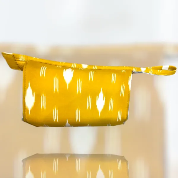 Yellow_Ikat_Handcrafted_Gift_Pouch_Set
