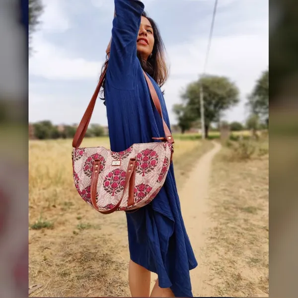 Pink_Handcrafted_Sling_/_Hand_Bag_With_Leatherette_Upside_Down