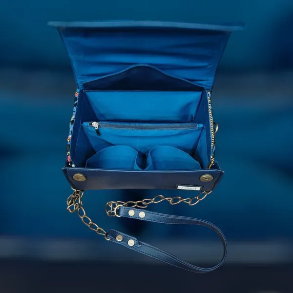 Blue_Box_Sling_Bag