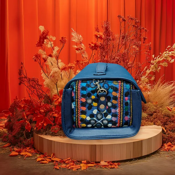 Blue_Box_Sling_Bag