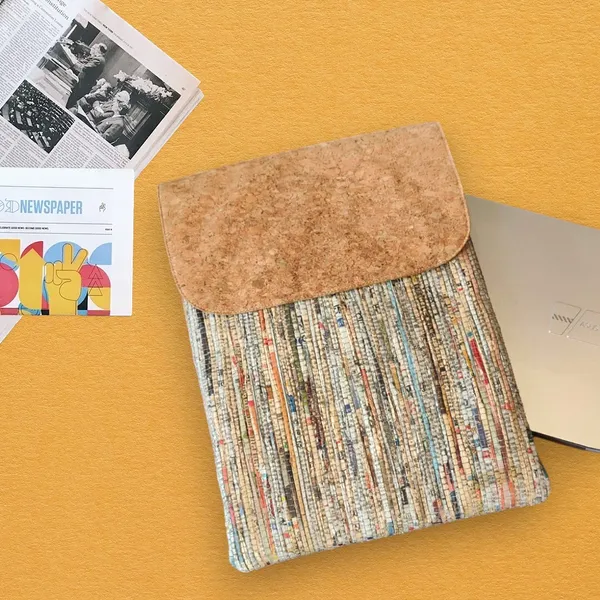 Upcycled_Weaved_Newspaper_Laptop_Sleeve_with_Flap