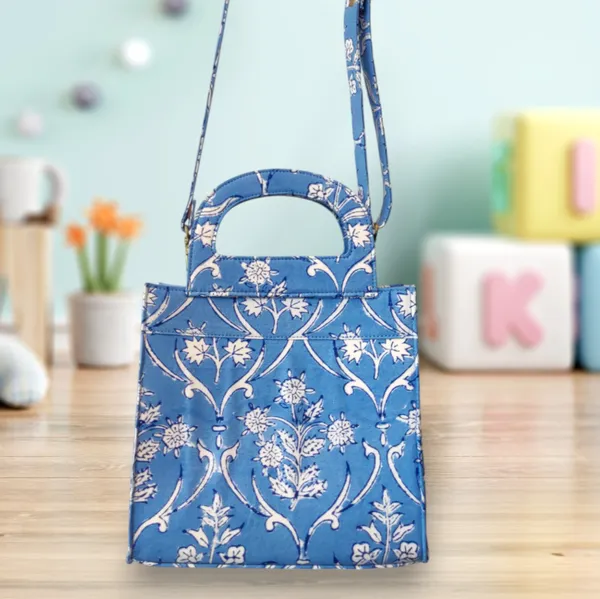 Blue_&_White_Handcrafted_Cotton_Badal_Mahal_Small_Tote_Hand_Bag