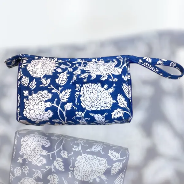 Indigo_Handcrafted_Gift_Pouch_Set