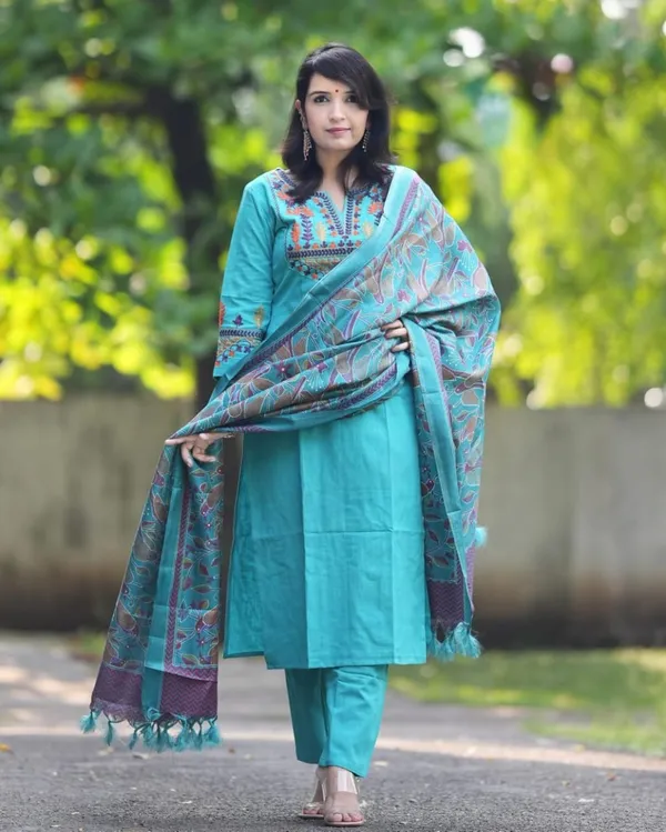 Cotton_Slub_Kurta_Pant_With_Dupatta_Set