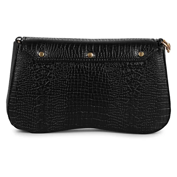 Black_Shoulder_Sling_Bag_With_Golden_Chain_Strap