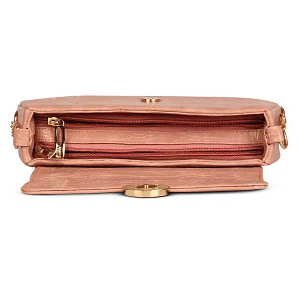 Peach_Shoulder_Sling_Bag_With_Golden_Chain_Strap