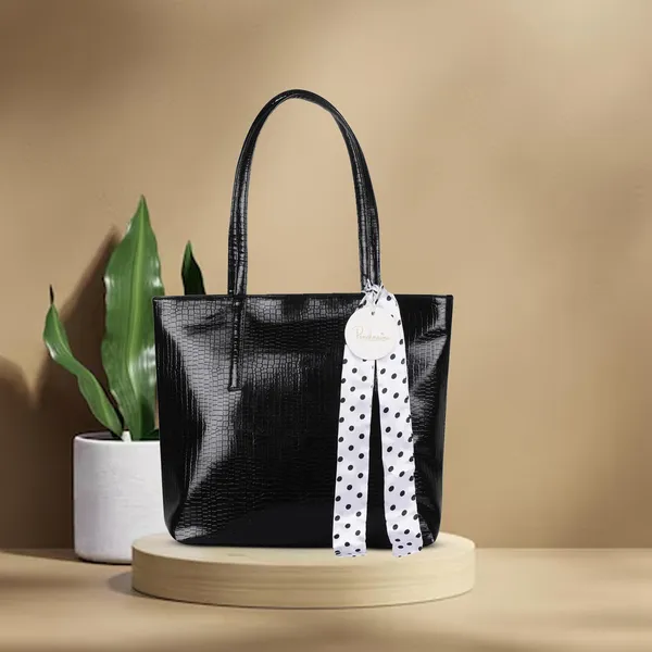 Black_Fashionable_&_Trendy_Croc_Handbag_For_Women
