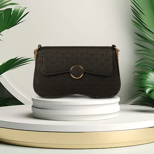 Black_Honeycomb_Sling_Bag_With_Golden_Chain