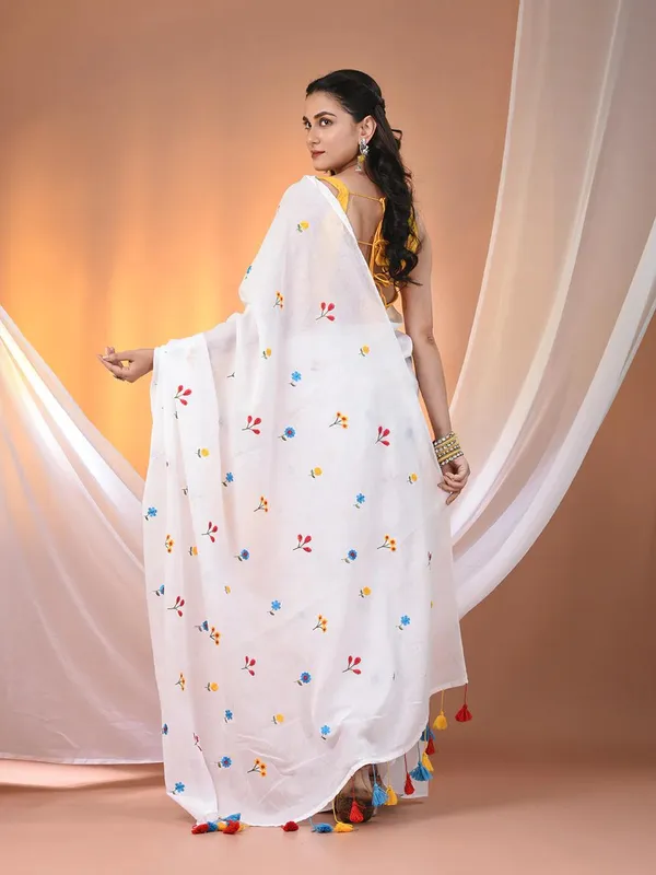 White_White_Authentic_Bengal_Handloom_All_Body_Work_Pure_Mull_Cotton_Soft_Saree_With_Running_Blouse_Piece