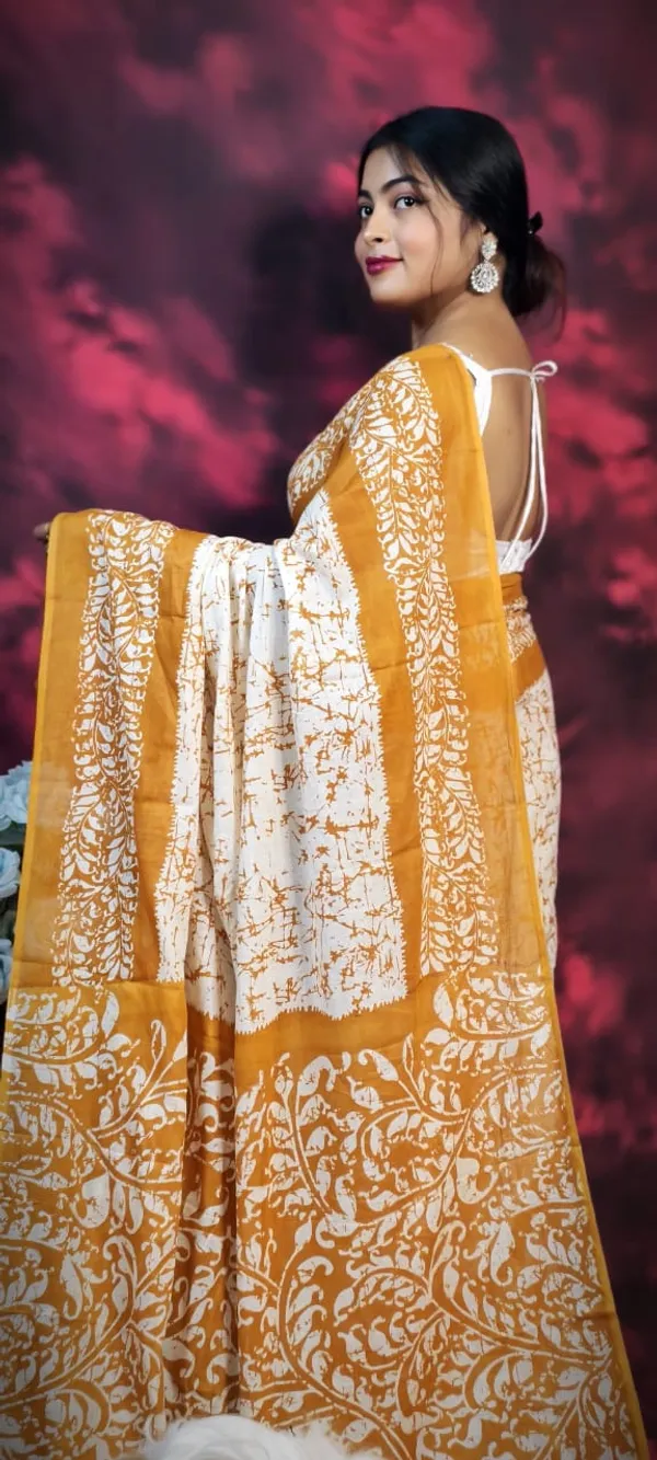 Off_White_and_Yellow_Authentic_Bengal_Mull_Mull_Soft_Pure_Cotton_Latest_Block_Print_Design_Saree_For_Women