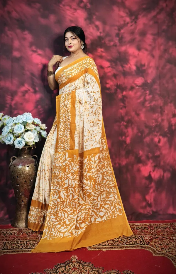 Off_White_and_Yellow_Authentic_Bengal_Mull_Mull_Soft_Pure_Cotton_Latest_Block_Print_Design_Saree_For_Women