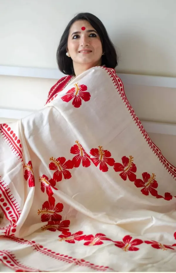 White_and_Red_Puja_Special_Handloom_Premium_Quality_Pure_Cotton_Block_Print_Saree_With_Running_Blouse_Piece