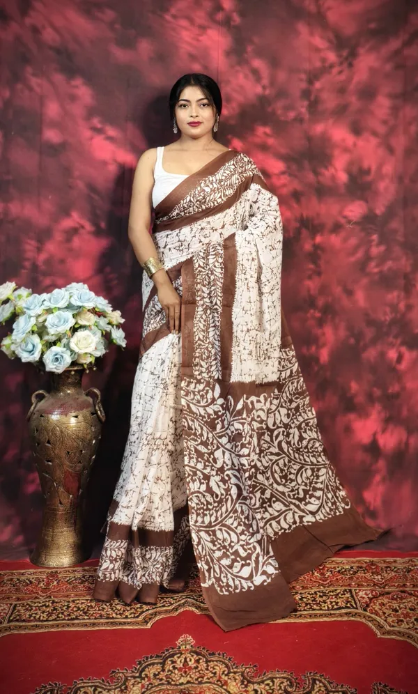 Off_White_and_Brown_Authentic_Bengal_Mull_Mull_Soft_Pure_Cotton_Latest_Block_Print_Design_Saree_For_Women