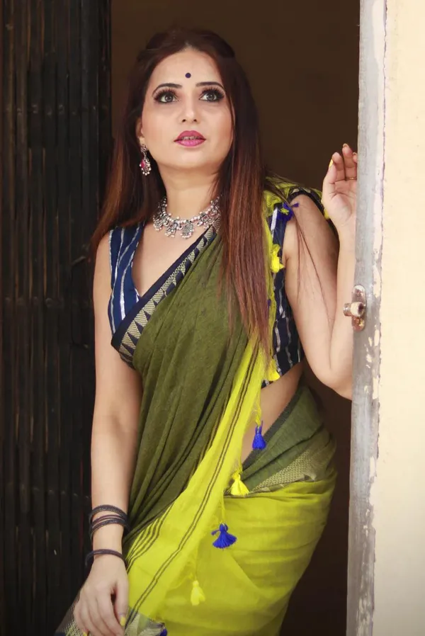 T.J_SAREES_Lemon_and_Blue_Handloom_Authentic_Bengal_Khaadi_Cotton_Sarees_With_Blouse_Piece