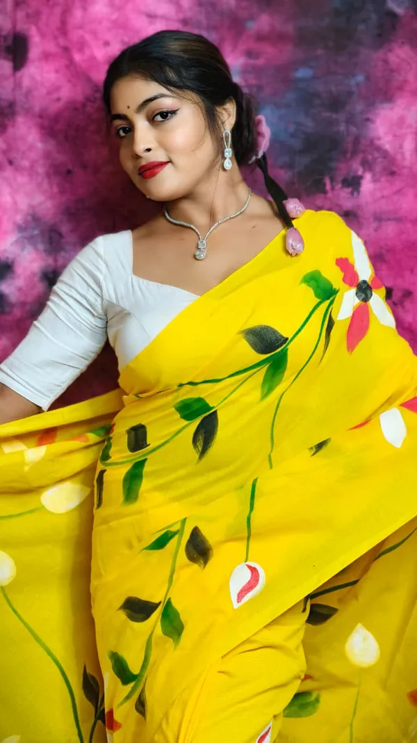 Yellow_Handloom_Cotton_Artistic_Floral_Motif_Handprint_Saree_For_Women_with_Blouse_Piece