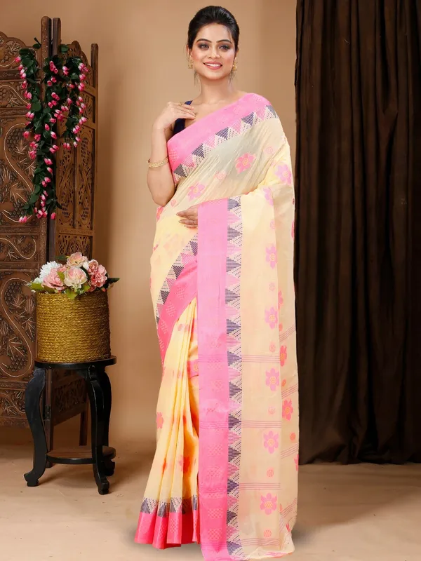 Pink_Bengal_Handloom_Tant_Soft_Saree_For_Women_Without_Blouse_Piece