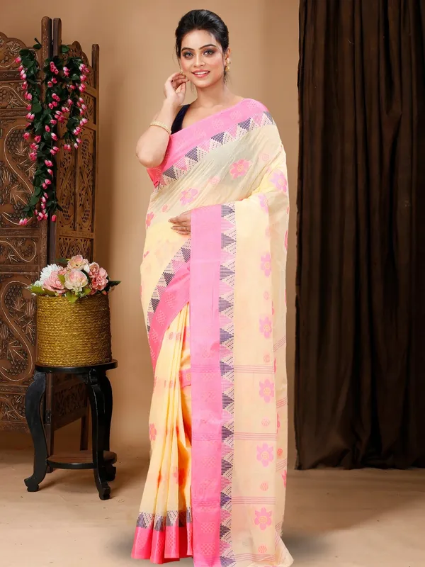 Pink_Bengal_Handloom_Tant_Soft_Saree_For_Women_Without_Blouse_Piece