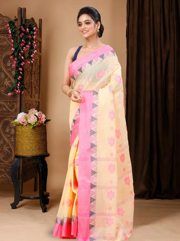 Pink_Bengal_Handloom_Tant_Soft_Saree_For_Women_Without_Blouse_Piece