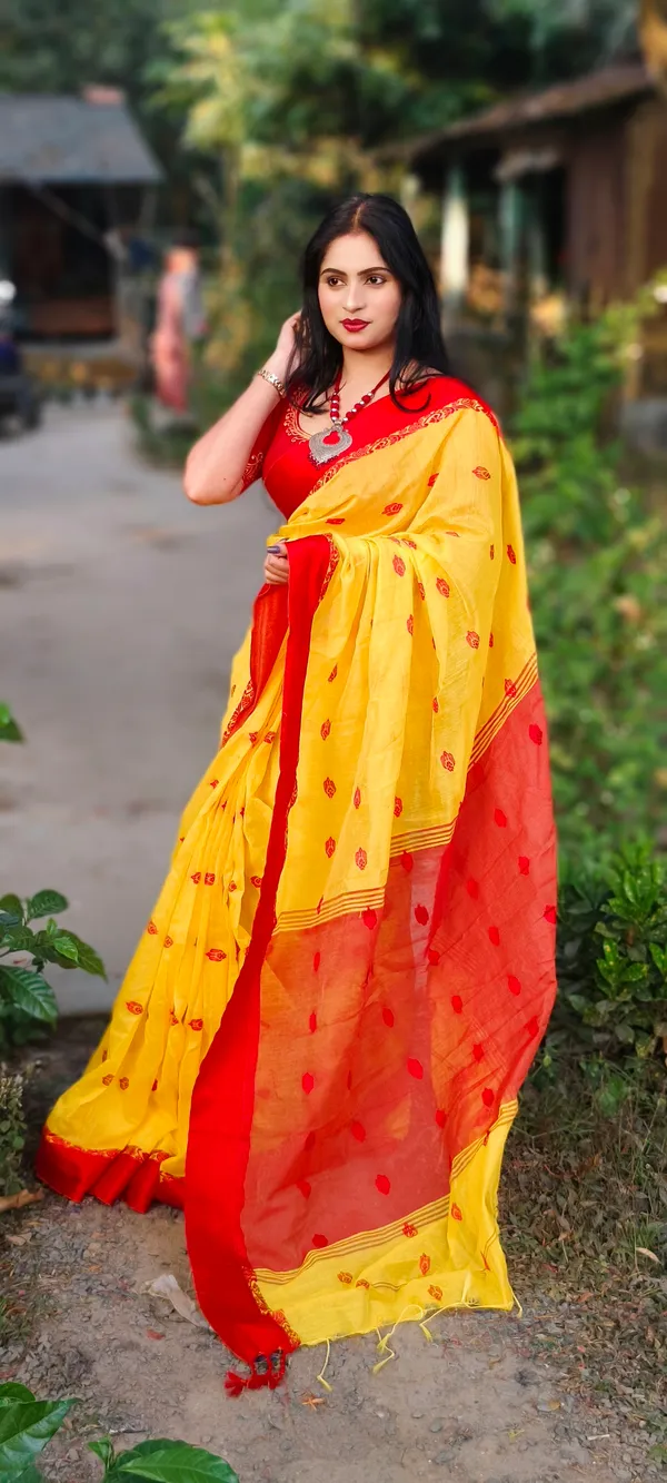 Yellow_Handloom_Premium_Quality_Designer_Border_Cotton_Saree_For_Women_With_Running_Blouse_Piece