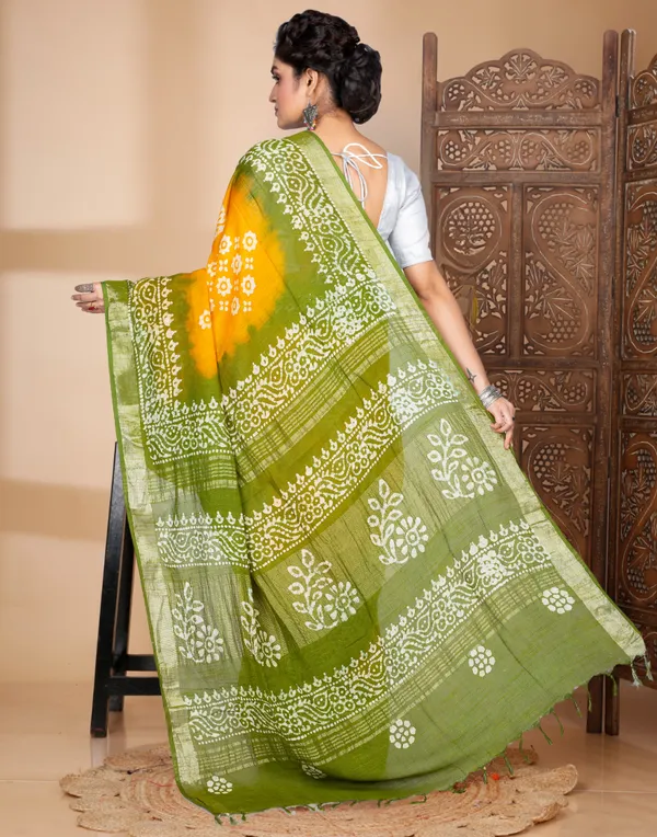 Yellow_And_Green_Linen_Batik_Print_Soft_Saree_With_Blouse_Pcs